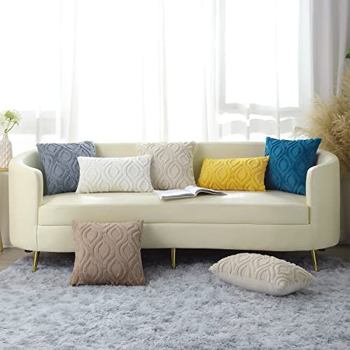 decorUhome Decorative Throw Pillow Covers 18x18, Soft Plush Faux Wool Couch Pillow Covers Set of 2,