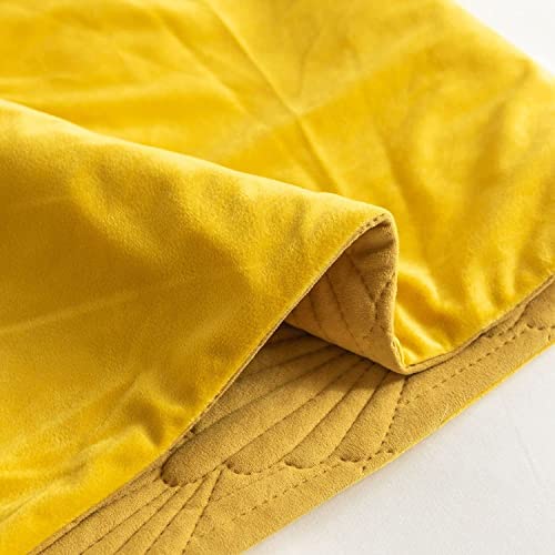 Amazon.com: Hotel Bed Runner and 2 Pillowcase Set Bed Scarf Solid Color Shell Pattern Bedspread Scar