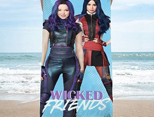 Amazon.com: Disney Descendants 3 Wicked Friends Kids Bath/Pool/Beach Towel - Featuring Mal & Evi