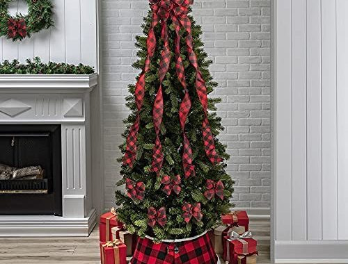 New Traditions - Buffalo Check Stand Band Christmas Tree Collar with Toggle - Black/Red