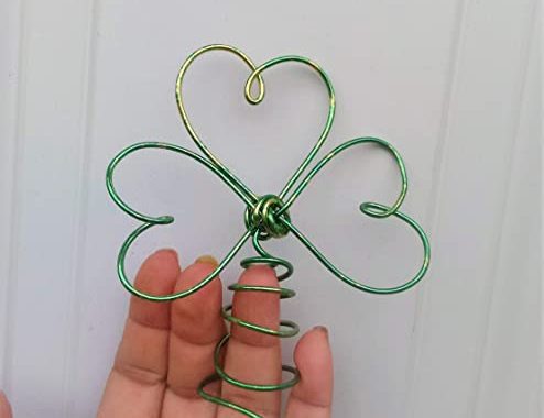 Amazon.com: Green & Gold Shamrock Mini Tree Topper For Small St Patrick's Day Trees : Handmade P