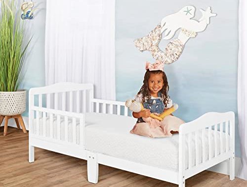 Amazon.com : Dream On Me Classic Design Toddler Bed in White, Greenguard Gold Certified : Baby